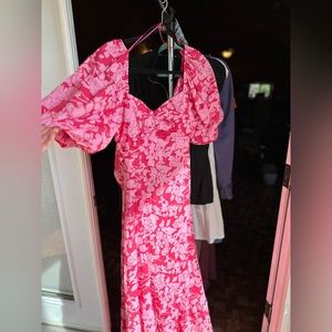Hazel floral maxi with puffy sleeves and tie back, NWT